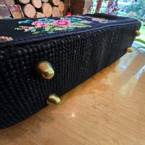 Vintage Black & Floral Needlepoint / Tapestry Bag with Gold Embossed Metal Hardw - Picture 7 of 14